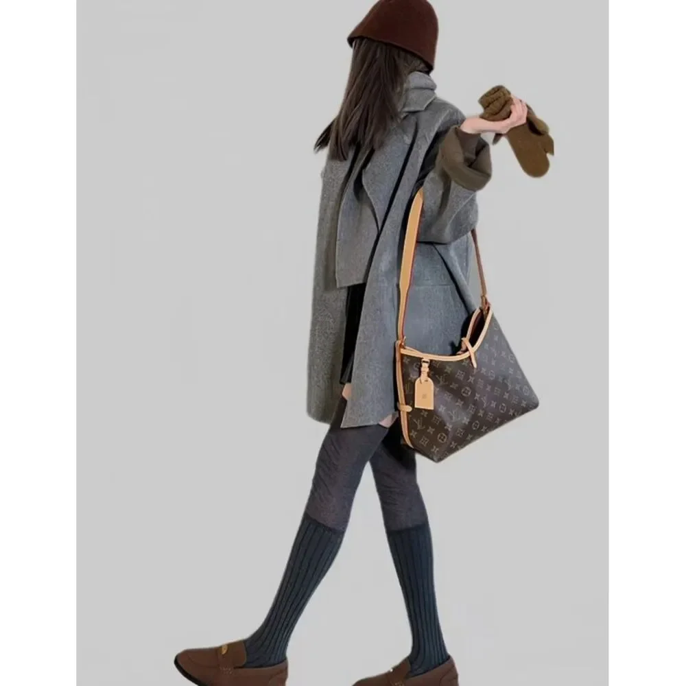 Louis Vuitton Women Pre-Loved Bag Very Good Condition - Picture 8 of 9